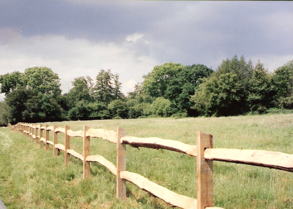 Juniper Fencing Ltd, 30 Clappers Meadow, Alfold, Cranleigh, Surrey, GU6 8HH