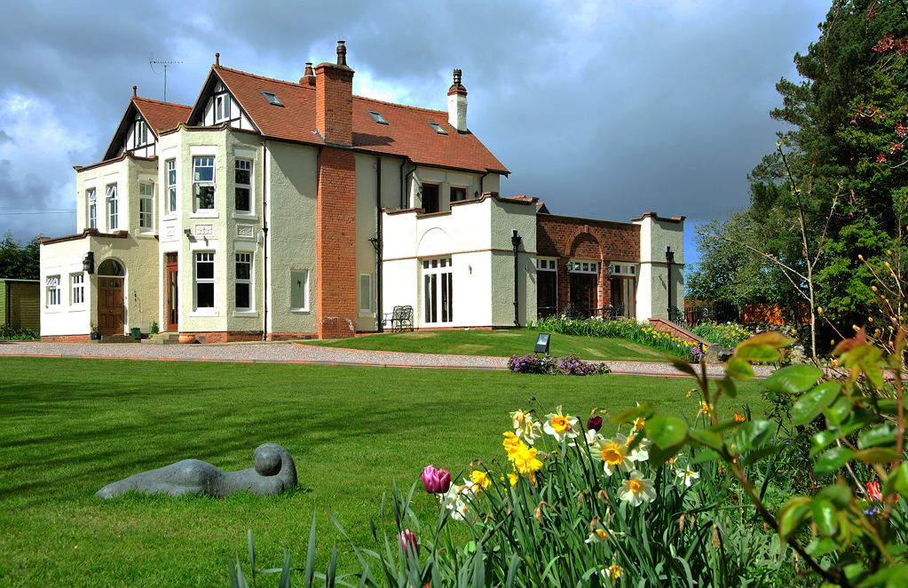 Details for Mere Brook House in Thornton Common Road, Thornton Hough