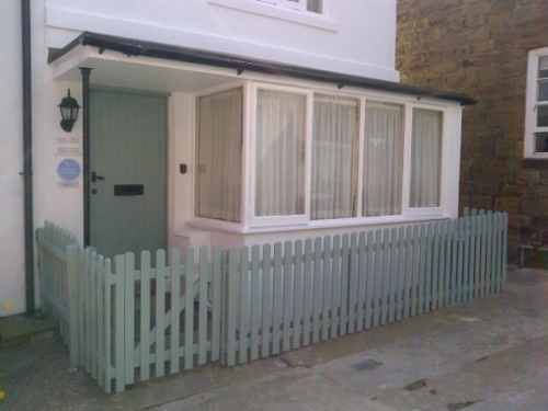 Shoreline Cottages Henrietta Street Whitby North Yorkshire Yo22