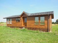 Chapel Hill Marina & Caravan Park - Timber Lodges