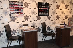 Nail Bar available for Manicures, Gel & Acrylic Nails Shellac Gel Polish