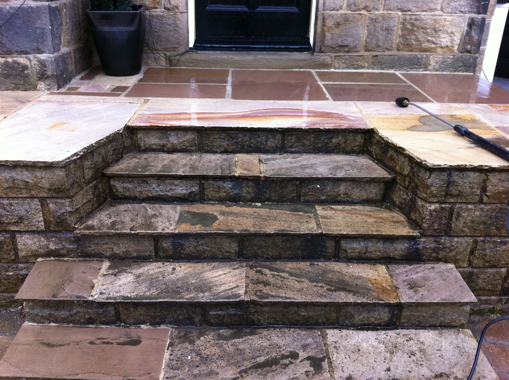 Details for R K Pressure Cleaning in 140 Harrogate Road, Yeadon, Leeds, West Yorkshire, LS19 6AH