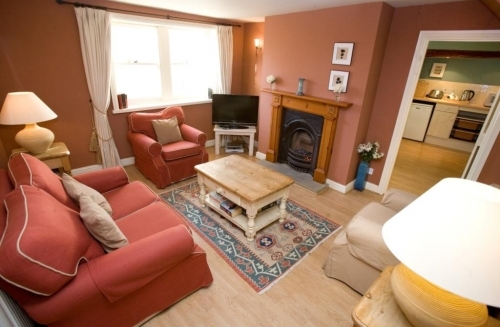 Shoreline Cottages Henrietta Street Whitby North Yorkshire Yo22