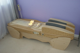 Migun multi therapeutic thermal massage bed 