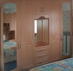 Fitted Wardrobe With Dresser And Mirrors