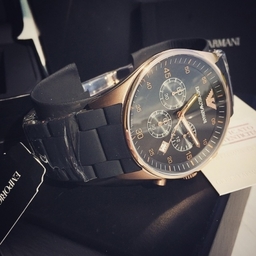 Genuine Emporio Armani watches for sale at www.de5igner.co.uk