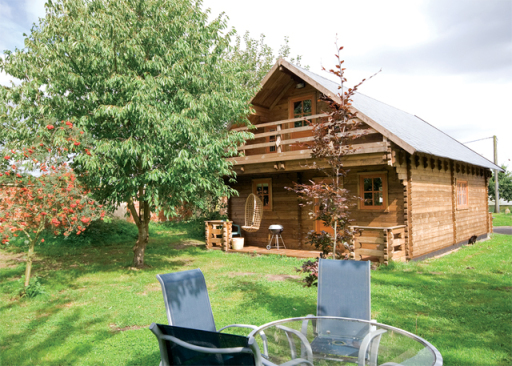 Orchard Lodge log cabin holliday cottage