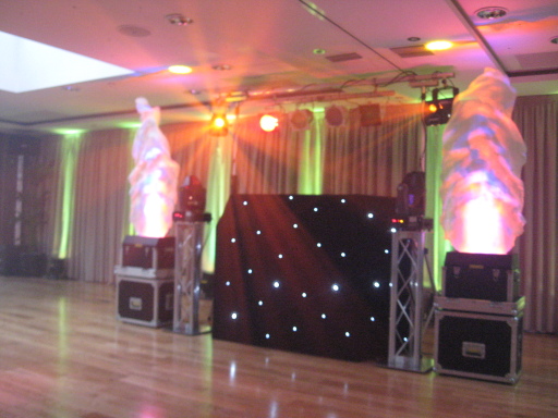 wedding discos at theeir best www.davedeeweddingdiscos.co.uk