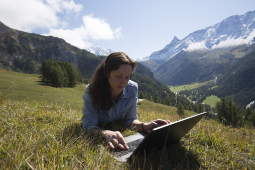 Website designer in the mountains