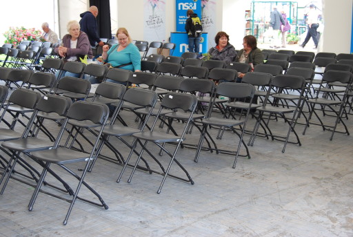 EasyLay floor forms a solid and secure base for presentation area.
