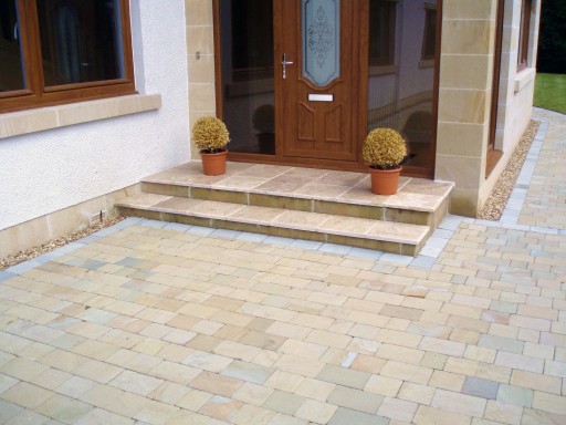 travertine step and 350m2 natural sandstone driveway