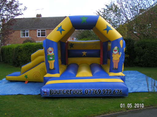 Clown side Combi 17ft x 15ft