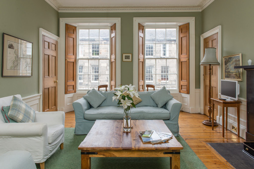 Cumberland Street short-stay apartment