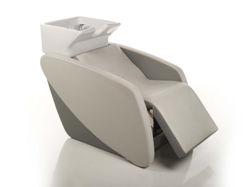 formula air massage and fully reclining backwash