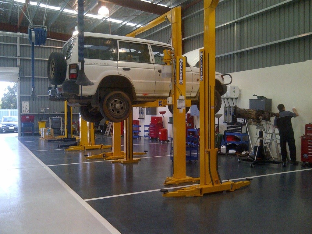 dhm hoist services Adelaide, 5000