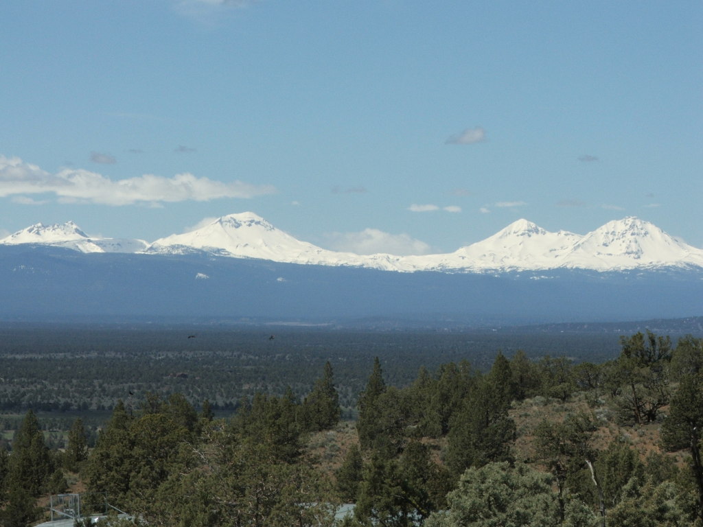 Bend & Central Oregon Property at 1033 NW Newport Ave