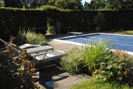 garden in Surrey, landscaped in 2009, designed by 1 to One Garden design