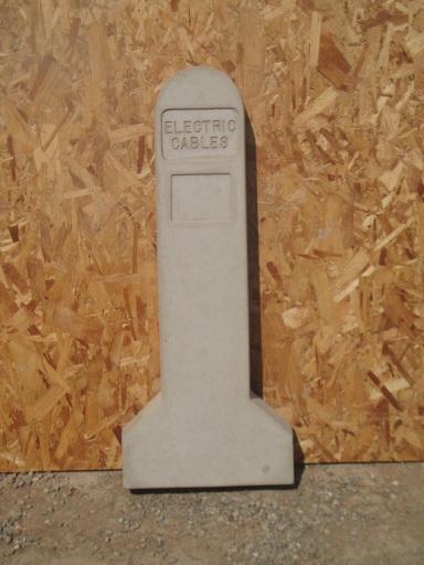Electric cable marker post CG1