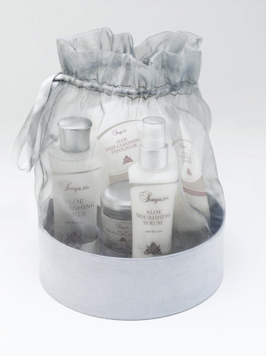 Sonya skincare Kit