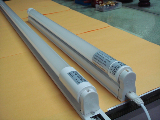 LED????????????