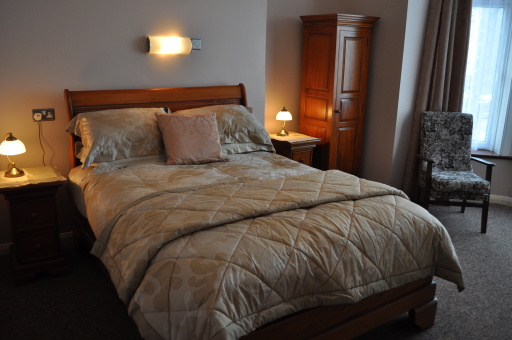 Ensuite accessible double room with sea view