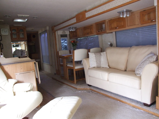 AMERICAN MOTORHOME INTERIOR MAKEOVER