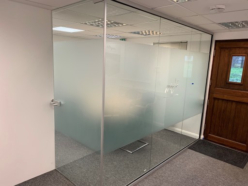 10mm glass partition wall