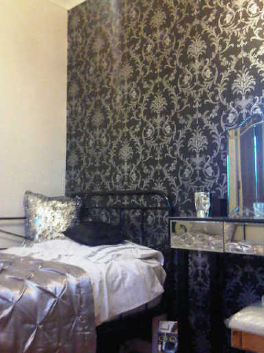 Teenage Girls Bedroom