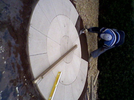 BUFF CIRCLE SLABS decorative slabbing
