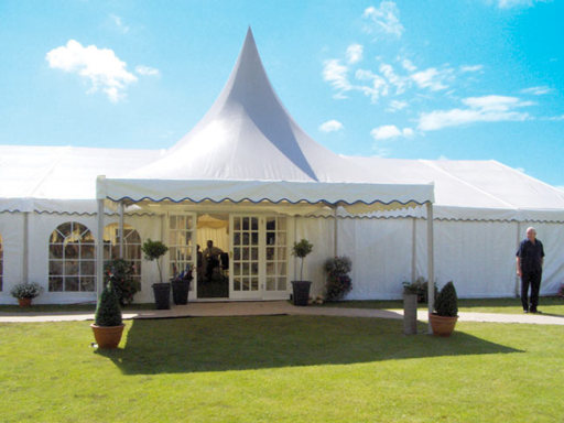 Buster Marquees supplies Nottingham with a range of stunning wedding marquees.