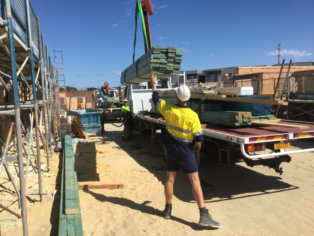 Speedy Hiab Truck Hire Perth, 6000