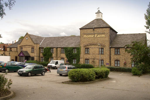 Premier Inn Hull West hotel exterior