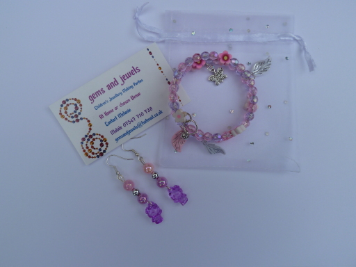 Bracelet and earrings made at a gems and jewels childrens party