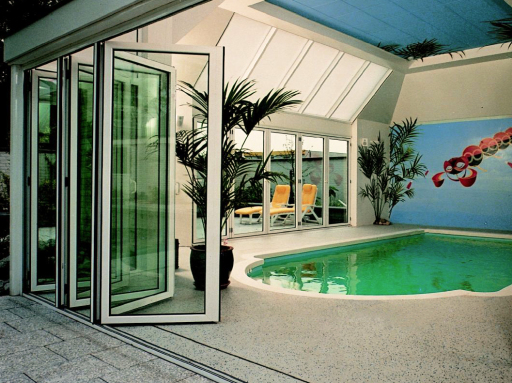 Aluminium folding sliding door