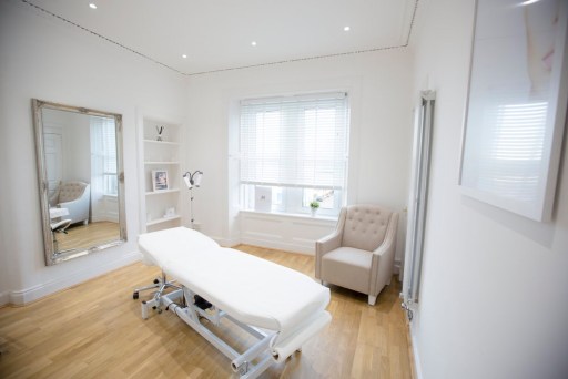Permanent eyebrow studio in Hamilton
