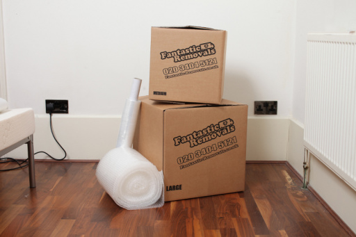 Boxes and Packing Materials