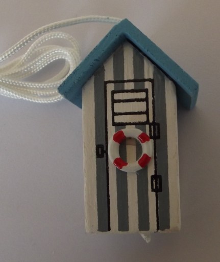 Our popular blue &amp; white Beach Hut light pull