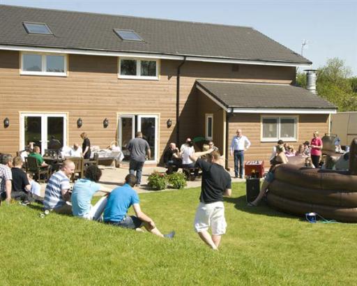 The large patio area and lawned garden allow you to enjoy your meal al fresco if the weather allows