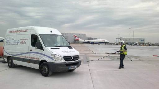 Oil spill cleaning