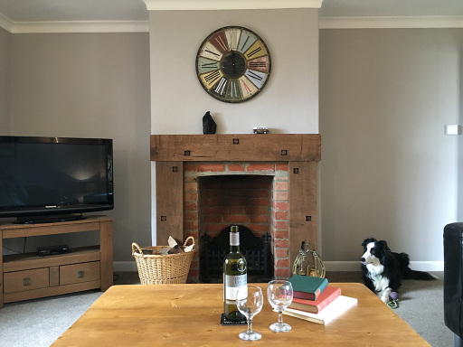 Lounge with Open Fire - Holiday Cottage Watchet