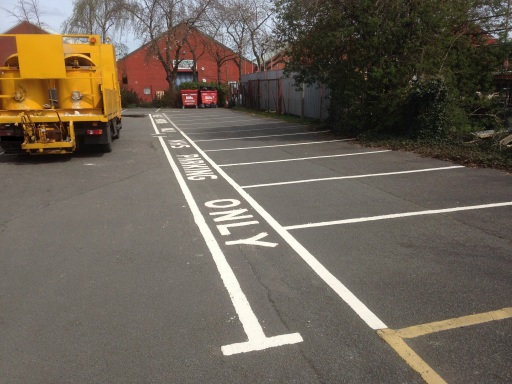 Thermoplastic road marking WGC