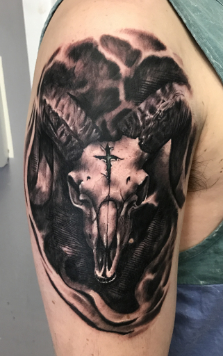 realistic tattoo , Stotker Tattoo shop London