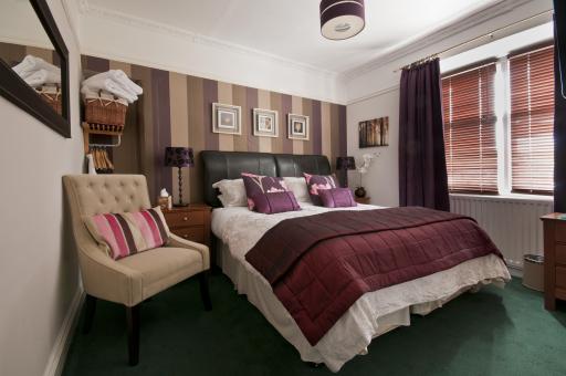 Double en-suite bedroom