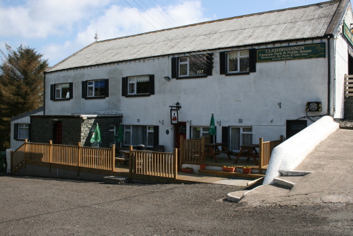 clashwhannon public house