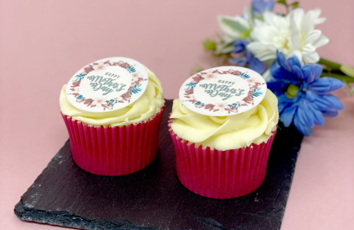 Mother's Day cupcakes with edible toppers