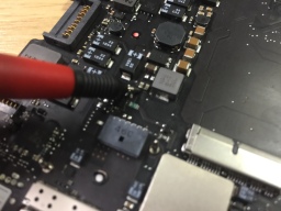 Macbook Logic Board Component Level Circuit Repair