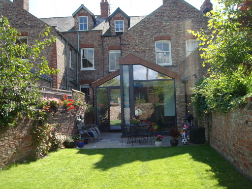 A contemporary single storey design to a Victorian terraced property in York