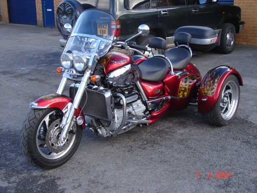 True fire on Triumph Rocket 3 trike