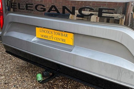Lincoln towbar centre