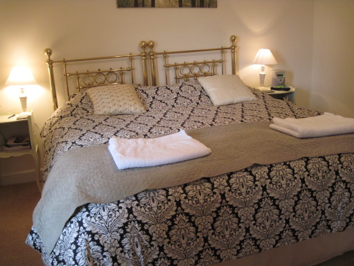 Superking bed